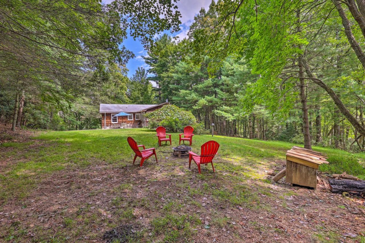 Villa Peaceful Roaring Gap Retreat With Fire Pit And Patio! Exterior foto