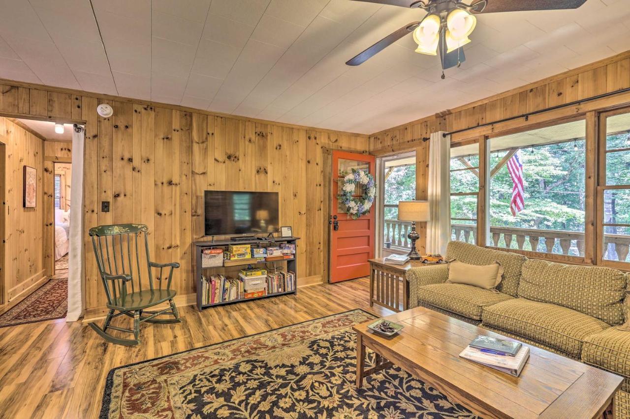 Villa Peaceful Roaring Gap Retreat With Fire Pit And Patio! Exterior foto
